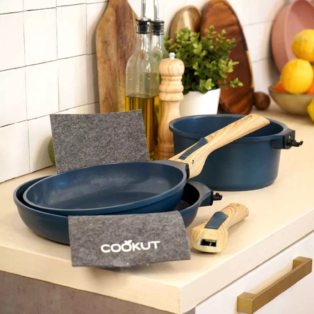 Cookut l'Incroyable Kit passion 1 casserole + 2 poêles